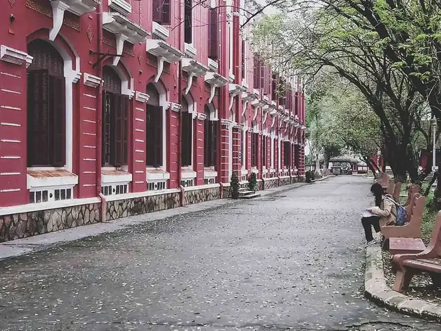 Trường Quốc Học Huế Trường Quốc Học Huế