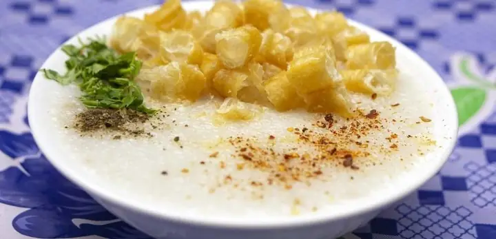 Hương Quán – Cháo Sườn & Bánh Giò: Hương Vị Đậm Đà, Ấm Lòng Giữa Lòng Cầu Giấy