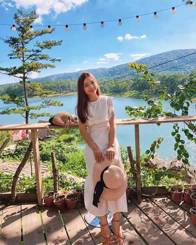 Lịch Trình Ngày 02: Lịch Trình Ngày 02: