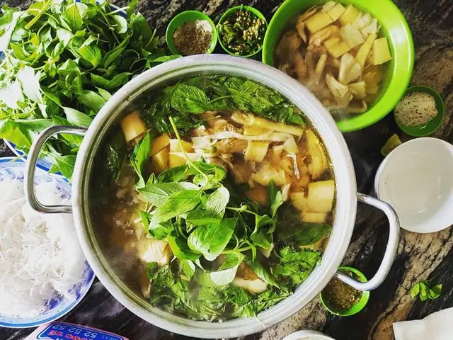 Lịch Trình Ngày 02: Lịch Trình Ngày 02: