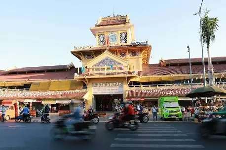 Chợ Sài Gòn – Review 15 Khu Chợ Nổi Tiếng & Hút Khách Nhất