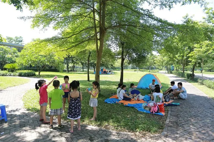 Địa Điểm Vui Chơi Tết Dương Lịch Ở Hà Nội