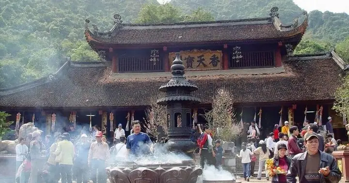 Chùa Cầu Con Ở Hà Nội Linh Thiêng, Được Các Cặp Vợ Chồng Hiếm Muộn Truyền Tai Nhau Chùa Cầu Con Ở Hà Nội Linh Thiêng, Được Các Cặp Vợ Chồng Hiếm Muộn Truyền Tai Nhau