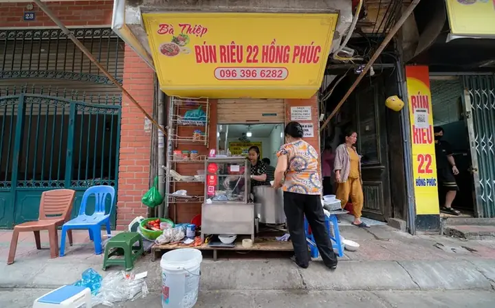Bún Riêu Cua Ngõ Hồng Phúc: Nét Dân Dã Giữa Lòng Phố Cổ Bún Riêu Cua Ngõ Hồng Phúc: Nét Dân Dã Giữa Lòng Phố Cổ