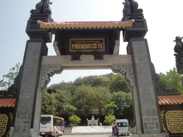 Phù Dung Cổ Tự Hà Tiên