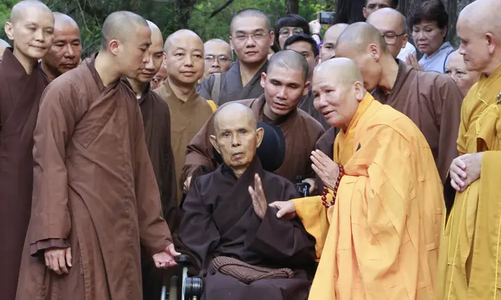 Những Ngày Thiền Sư Thích Nhất Hạnh Ở Chùa Từ Hiếu - Báo ...