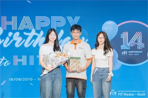 Chúc Mừng Sinh Nhật Câu Lạc Bộ Tin Học Hit 14 Tuổi – 14 Năm Rực Rỡ Sắc Màu Chúc Mừng Sinh Nhật Câu Lạc Bộ Tin Học Hit 14 Tuổi – 14 Năm Rực Rỡ Sắc Màu