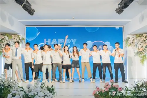 Chúc Mừng Sinh Nhật Câu Lạc Bộ Tin Học Hit 14 Tuổi – 14 Năm Rực Rỡ Sắc Màu Chúc Mừng Sinh Nhật Câu Lạc Bộ Tin Học Hit 14 Tuổi – 14 Năm Rực Rỡ Sắc Màu