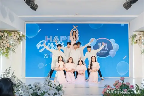 Chúc Mừng Sinh Nhật Câu Lạc Bộ Tin Học Hit 14 Tuổi – 14 Năm Rực Rỡ Sắc Màu Chúc Mừng Sinh Nhật Câu Lạc Bộ Tin Học Hit 14 Tuổi – 14 Năm Rực Rỡ Sắc Màu