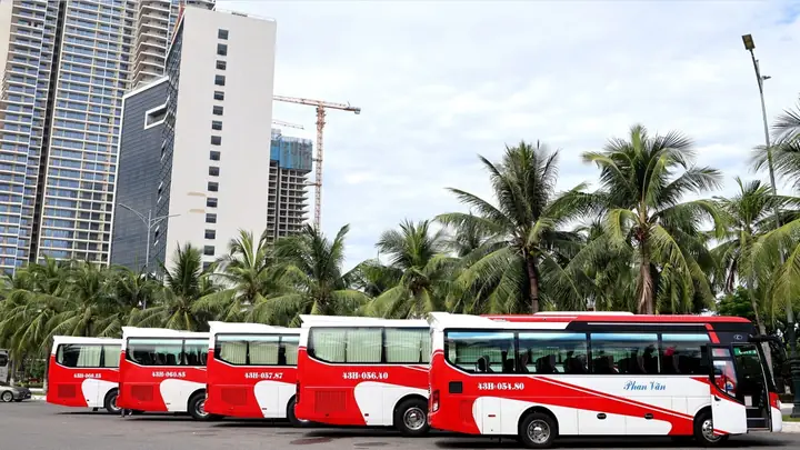 Kham-pha-hinh-thuc-camping-bang-xe-du-lich-cam-trai-dang-hot-hien-nay-phan-van-travel-9