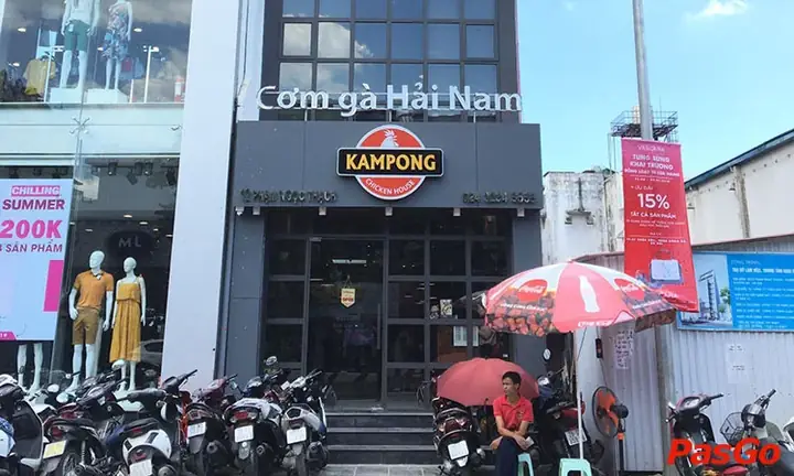 Cơm Gà Hải Nam Kampong: Hương Vị Singapore Giữa Lòng Hà Nội Cơm Gà Hải Nam Kampong: Hương Vị Singapore Giữa Lòng Hà Nội
