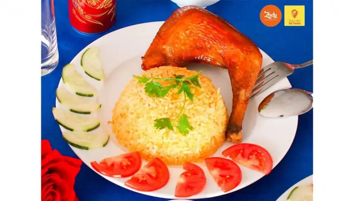 #4. Cơm Gà 99