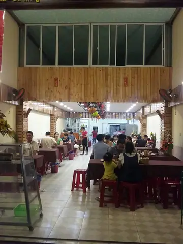 #11. Cơm Gà Bà Buội – Chi Nhánh Đà Nẵng