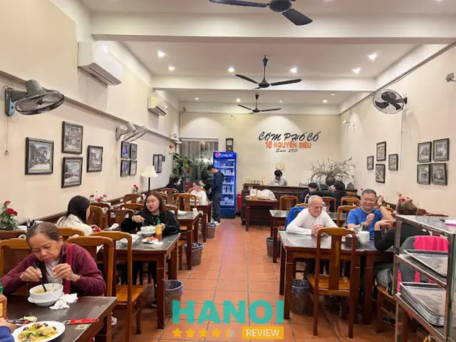 Quán Cơm Phố Cổ
