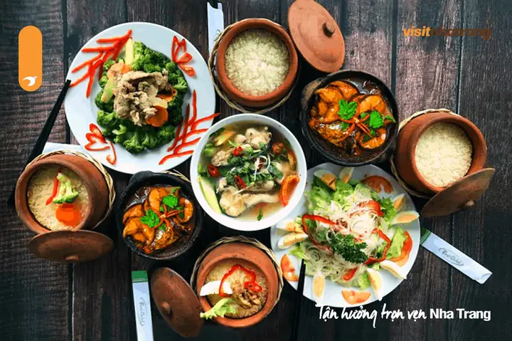 Cơm Niêu Nha Trang Có Gì Hấp Dẫn?