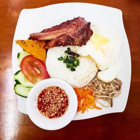 Cơm Tấm Sườn Cây Khói Nha Trang