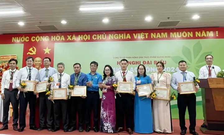 Công Ty Nông Sản Thực Phẩm Quảng Ngãi Công Ty Nông Sản Thực Phẩm Quảng Ngãi