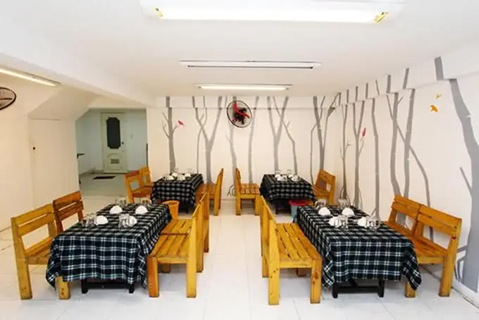Nhà Hàng Lẩu Cua Đất Mũi Trần Hưng Đạo Là Điểm Hẹn Lý Tưởng Cho Những Bữa Cơm Gia Đình Vui Vẻ Và Sum Vầy Bên Nhau