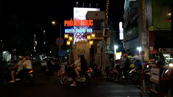 Đặc Sản Hào Sữa Nguyễn Thượng Hiền Đặc Sản Hào Sữa Nguyễn Thượng Hiền