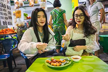 Đặc Sản Hào Sữa Nguyễn Thượng Hiền Đặc Sản Hào Sữa Nguyễn Thượng Hiền