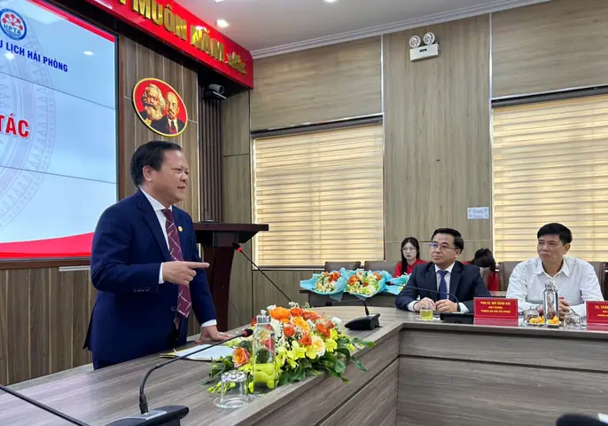 Hiệp Hội Du Lịch Hải Phòng Và Trường Đại Học Hải Phòng Ký Kết Hợp Tác