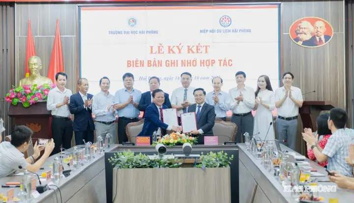 Hiệp Hội Du Lịch Hải Phòng Và Trường Đại Học Hải Phòng Ký Kết Hợp Tác