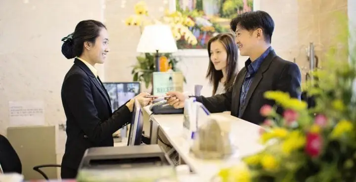 Cuộc Hội Thoại Làm Thủ Tục Check In Tại Khách Sạn Cuộc Hội Thoại Làm Thủ Tục Check In Tại Khách Sạn