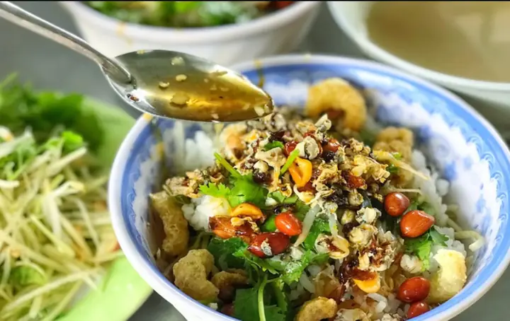 15 Quán Ăn Ở Huế Ngon Quên Lối Về 15 Quán Ăn Ở Huế Ngon Quên Lối Về