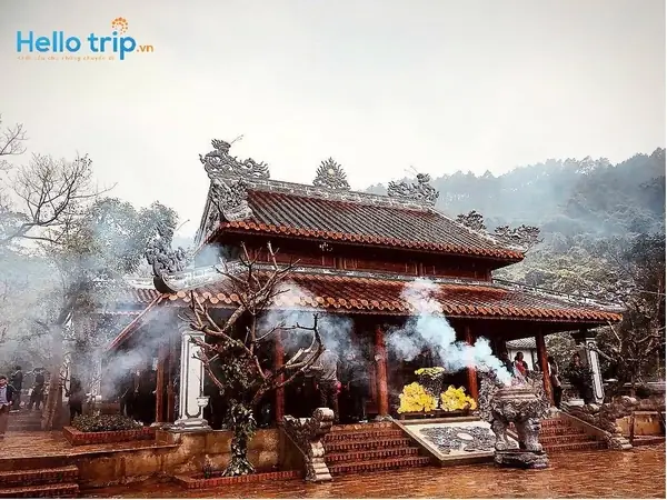 What Is The Significance Of The Mẫu Liễu Hạnh Temple In Nam Định?