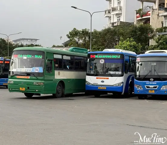 Người Dân Tp.hcm Đến Núi Bà Đen, Tây Ninh Chiêm Bái Xá Lợi Phật Bằng Xe Buýt Nào?- Ảnh 1. Người Dân Tp.hcm Đến Núi Bà Đen, Tây Ninh Chiêm Bái Xá Lợi Phật Bằng Xe Buýt Nào?- Ảnh 1.