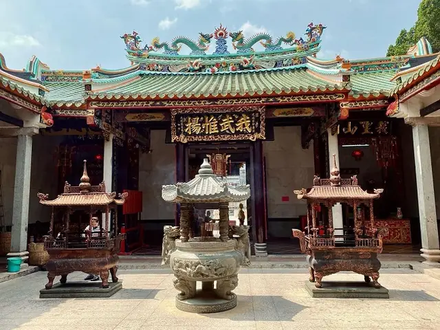 Hướng Dẫn Di Chuyển Đến Chùa Quan Âm