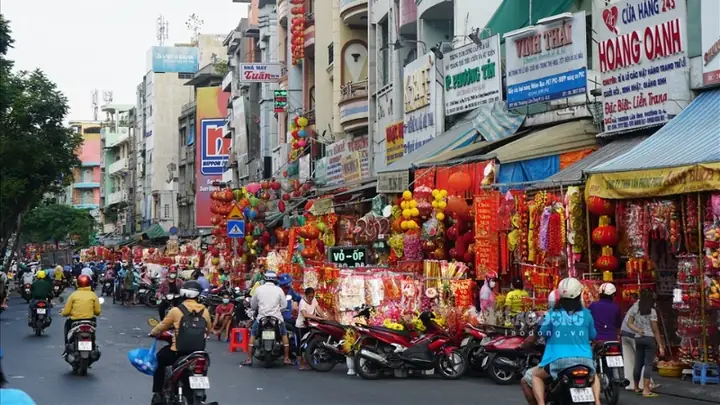 15. Đường Hải Thượng Lãn Ông, Quận 5 15. Đường Hải Thượng Lãn Ông, Quận 5