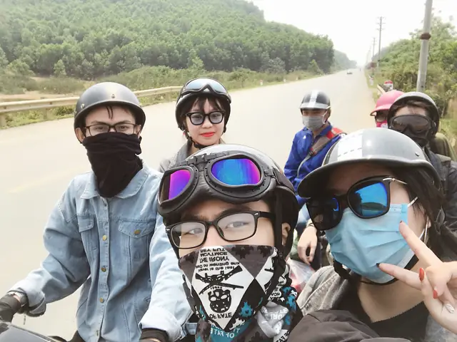 Đồng Mô Là Địa Điểm Phượt Gần Hà Nội Được Rất Nhiều Bạn Trẻ Yêu Thích Đồng Mô Là Địa Điểm Phượt Gần Hà Nội Được Rất Nhiều Bạn Trẻ Yêu Thích
