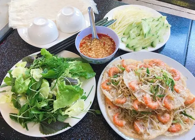Bánh Xèo Tôm Nhảy – Món Ngon Quy Nhơn Gây “nghiện”