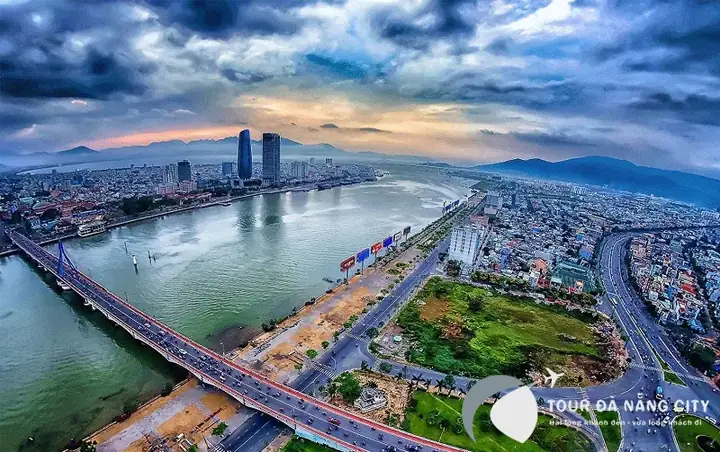 Vẻ Đẹp Lãng Mạn Của Đà Nẵng Những Ngày Chớm Mùa Mưa Vẻ Đẹp Lãng Mạn Của Đà Nẵng Những Ngày Chớm Mùa Mưa