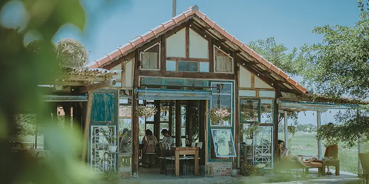 Ngày 2: Nạp “vitamin Sea” Tại Biển An Bàng Và Check In Quán Cafe Hot Nhất Hội An - Roving Chillhouse Ngày 2: Nạp “vitamin Sea” Tại Biển An Bàng Và Check In Quán Cafe Hot Nhất Hội An - Roving Chillhouse