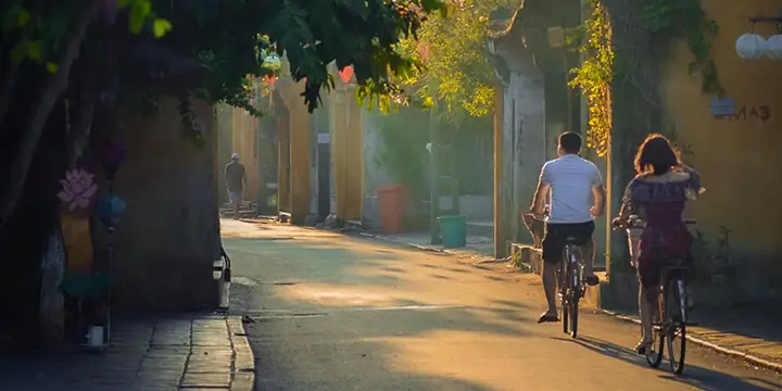 Thuê Xe Di Chuyển Khi Đi Du Lịch Hội An Thuê Xe Di Chuyển Khi Đi Du Lịch Hội An