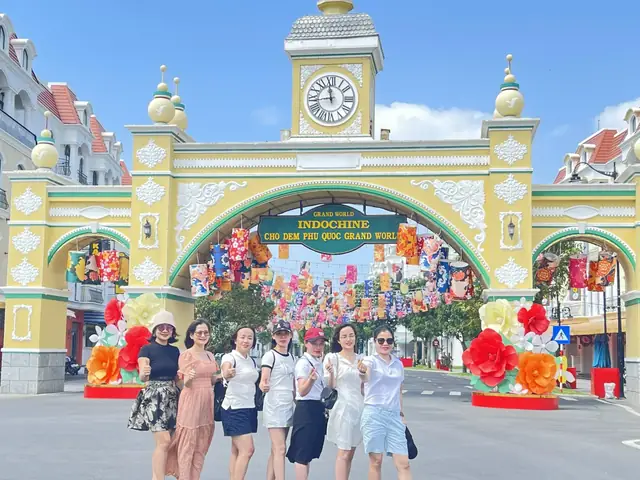 Ngày 2: Tham Quan Khám Phá, Du Lịch Đảo Phú Quốc (ăn S, T, T).