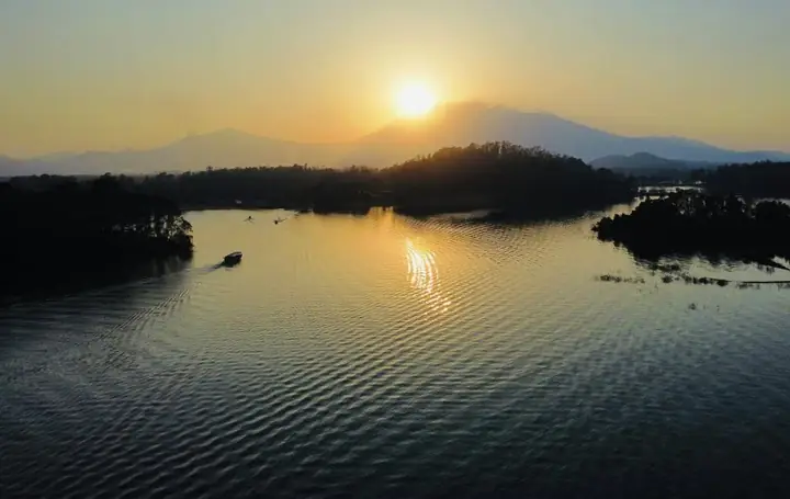 Tour Du Lịch Đồng Mô 1 Ngày - Camping Sport Đồng Mô