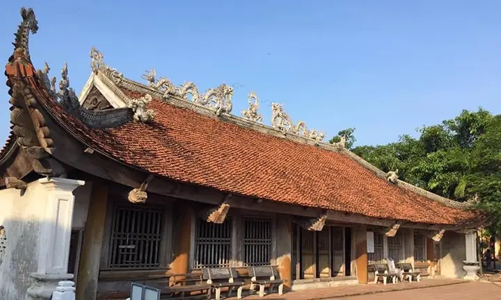 Đình Quan Lạn