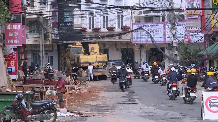 Thi Công Đường Phan Đình Phùng - Đà Lạt Chưa Đảm Bảo An Toàn Thi Công Đường Phan Đình Phùng - Đà Lạt Chưa Đảm Bảo An Toàn