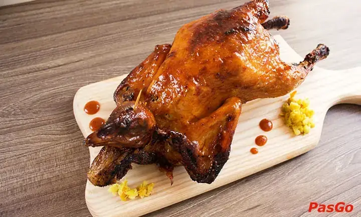 Tôi Có Cần Đặt Bàn Trước Không?
