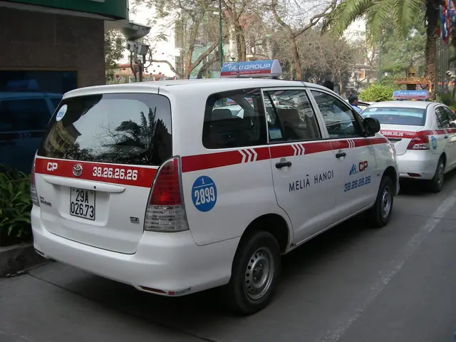 Taxi 7 Chỗ Hà Nội – Bảng Giá Taxi 7 Chỗ Của Taxi Group