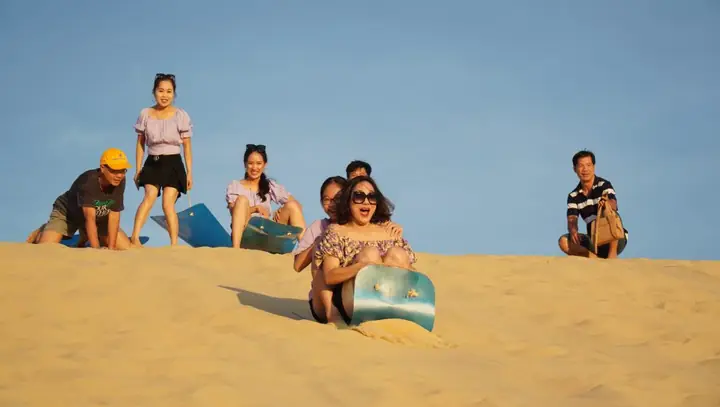 Giá Vé Đồi Cát Quang Phú
