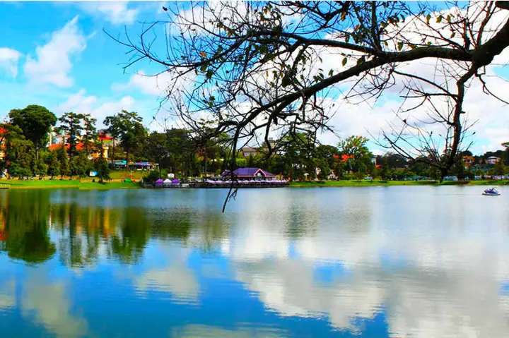 11. Hồ Xuân Hương 11. Hồ Xuân Hương