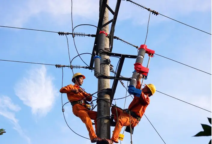 Giới Thiệu Về Thừa Thiên Huế Giới Thiệu Về Thừa Thiên Huế