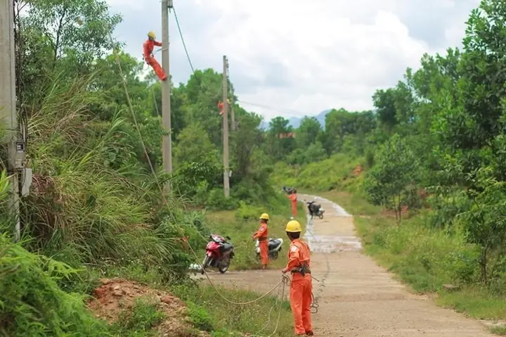 Giới Thiệu Về Thừa Thiên Huế Giới Thiệu Về Thừa Thiên Huế