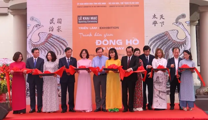 Hon 100 Hien Vat Gioi Thieu Ve Tranh Dan Gian Dong Ho Xua Va Nay