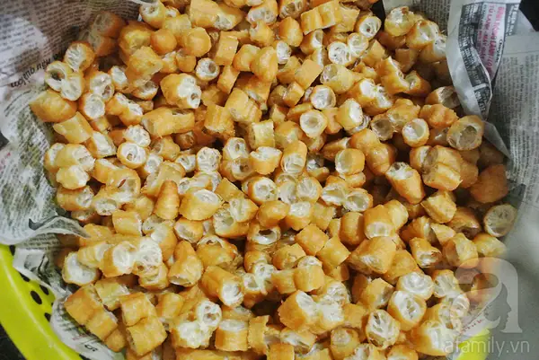 Những Tín Đồ Cháo Sườn Hà Nội Ai Cũng Quen Với Lịch, Sáng Muốn Ăn Ra Hàng Bồ, Cữ Chiều Tới Ngõ Huyện, Bách Khoa, Còn Tối Khuya Thì Đến Chợ Đồng Xuân.