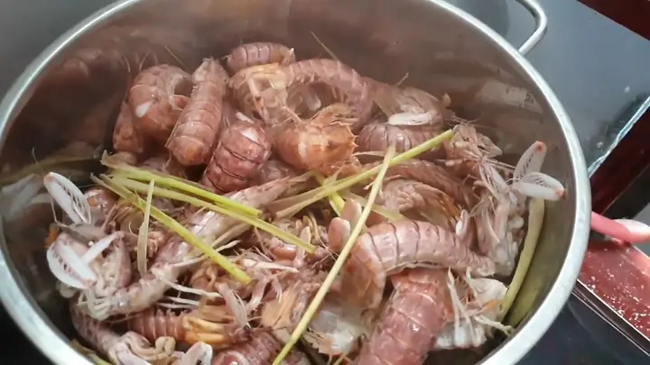 Cách Làm Bề Bề (tôm Tít) Hấp Sả Thơm Ngon Đơn Giản, Nhâm Nhi Cuối ... Cách Làm Bề Bề (tôm Tít) Hấp Sả Thơm Ngon Đơn Giản, Nhâm Nhi Cuối ...